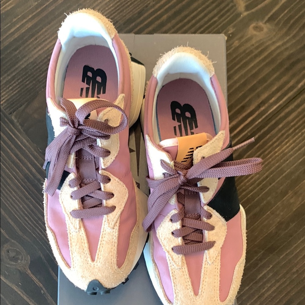 New Balance women’s size 7 327 in pink/black combo $55